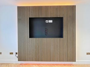 Lounge- click for photo gallery